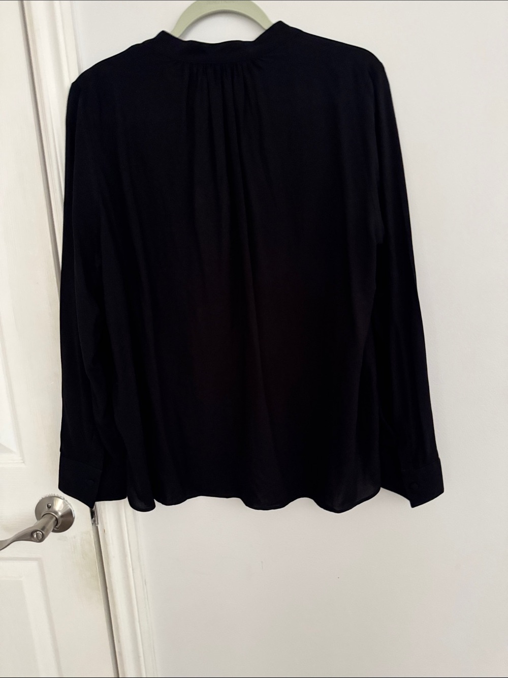 Zadig & Voltaire Black V-Neck Long-Sleeve Blouse size m - Picture 4 of 6